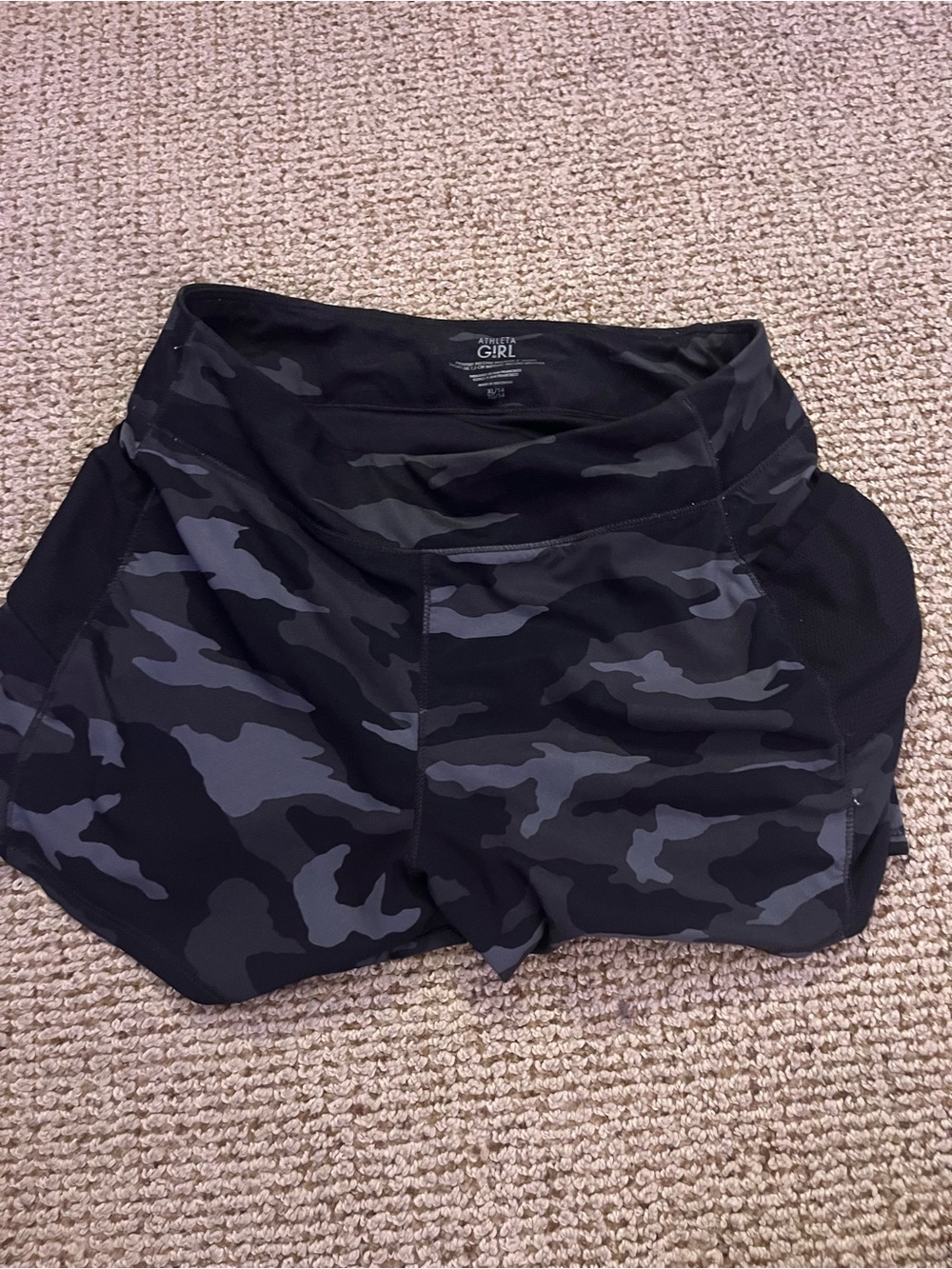 Athleta Girl Printed Record Breaker 3” Shorts